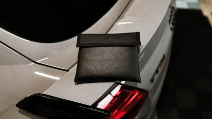 Aboned Shield– Premium Schlüssel- & Kartenschutztasche (Handmade in Germany)